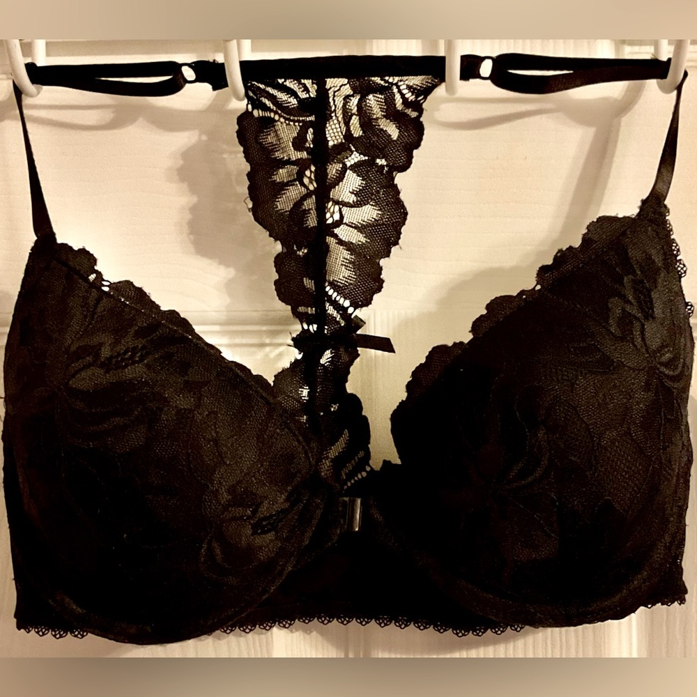 Lace t back bra 34C